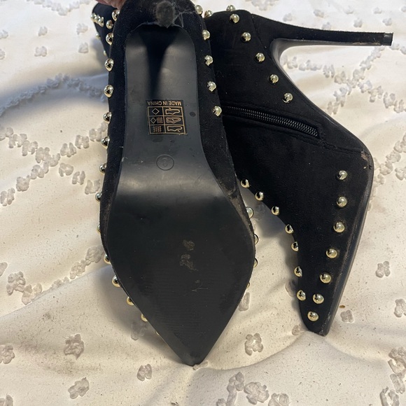 Booties - Picture 3 of 5